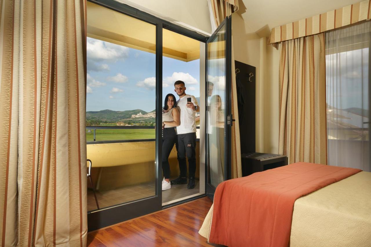 Hotel Cristallo Assisi Esterno foto