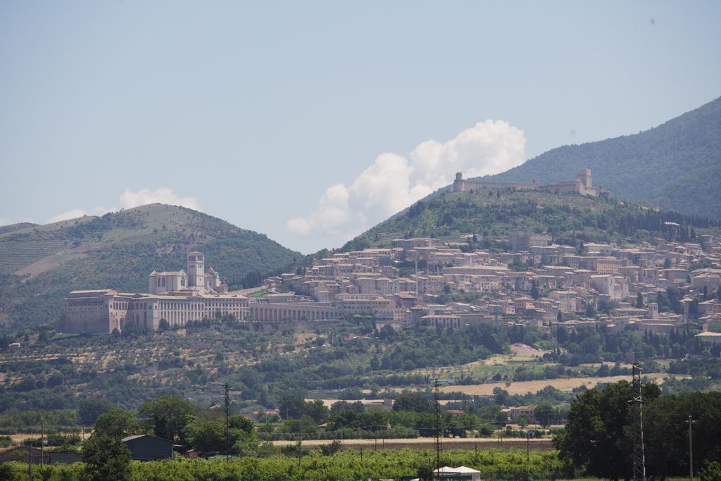Hotel Cristallo Assisi Esterno foto